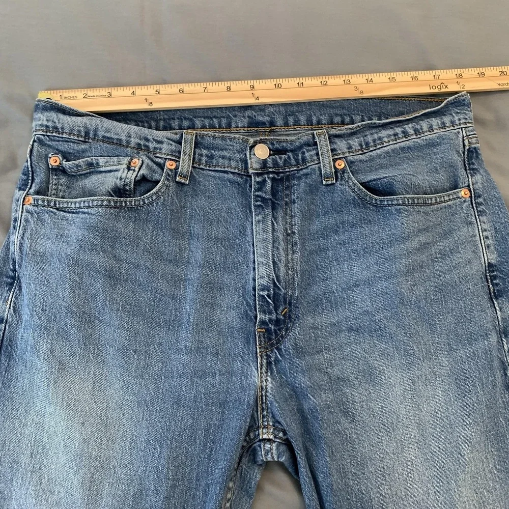 Levis 505 Jeans Mens 36x34 Blue Medium Wash Regular Fit Straight Denim Nice Fade